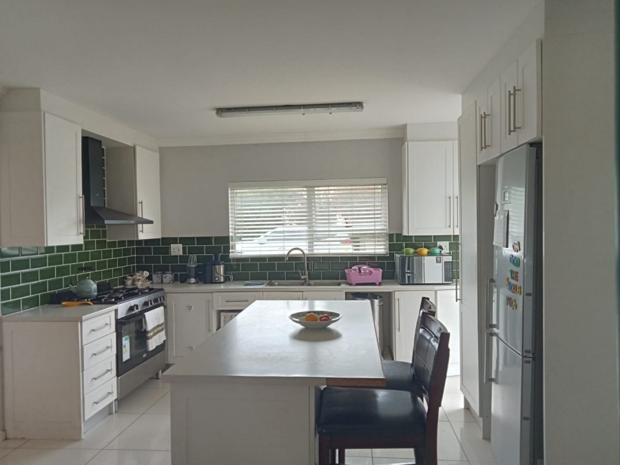 4 Bedroom Property for Sale in Gonubie Eastern Cape